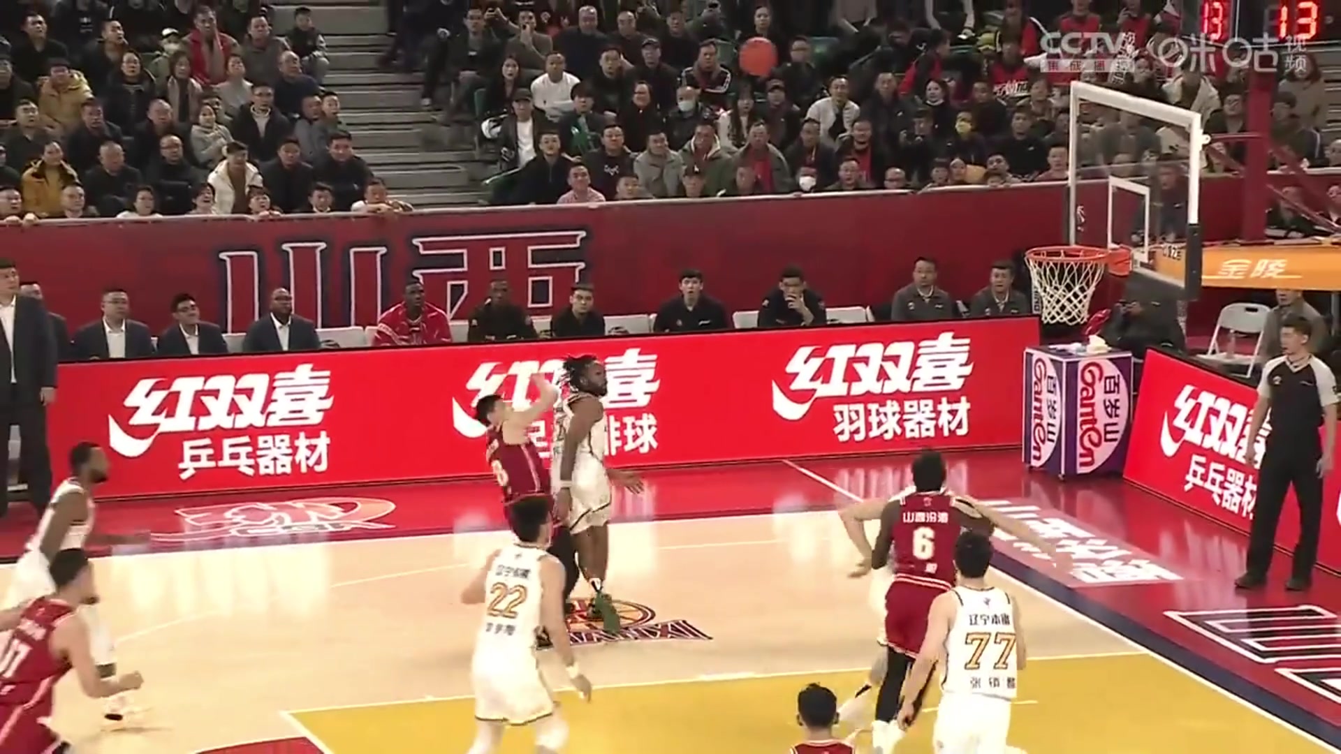 點名外援！張寧持球1v1單吃威爾斯 撤步跳投2+1打進！