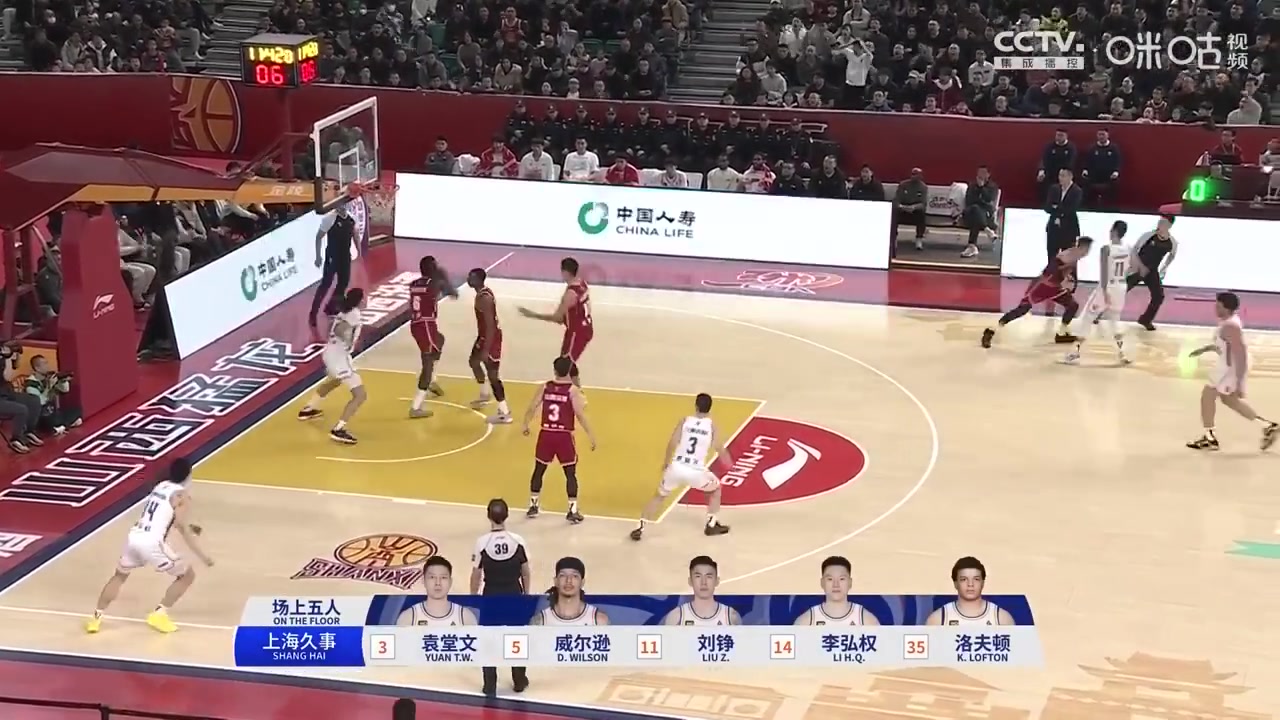 這就是NBA扣籃王的身體素質(zhì)！迪亞洛正面強行大帽DJ-威爾遜