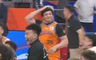 哈維致勝！洛夫頓震驚！媒體：CBA罕見絕殺！